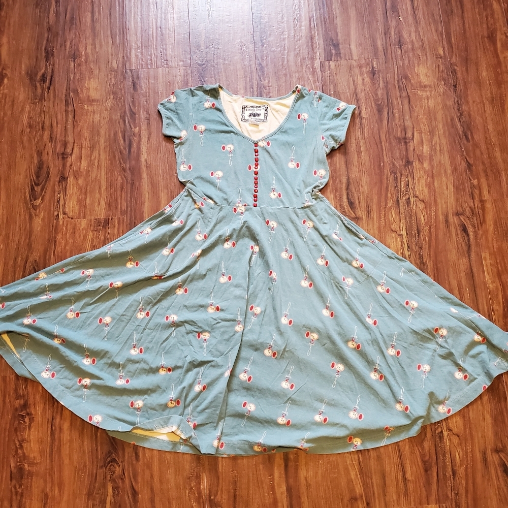Vintage vibe dress